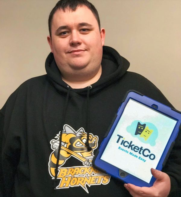 Bracknell Ice Hockey Club introduce cashless payments Sports