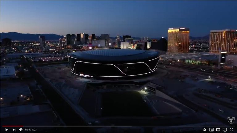 VIDEO: Allegiant Stadium lights up Las Vegas skyline, Las Vegas Raiders - Sports Venue Business 